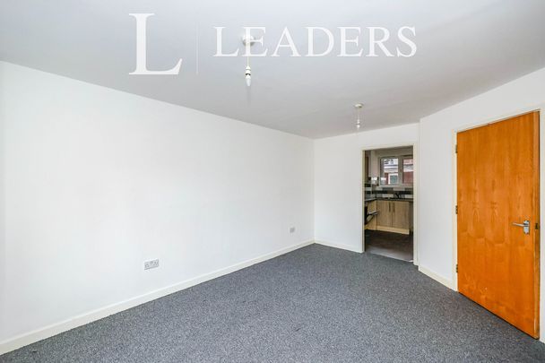 2 bedroom apartment to rent Nancy Road, Portsmouth, PO1 - Photo 1