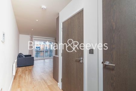 Studio to rent - Photo 4