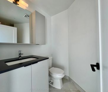 2088 JAMES Street #810 - Photo 2