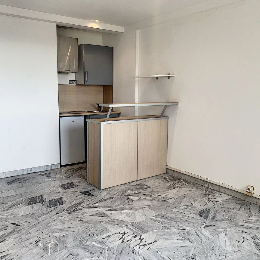 Location Appartement 2 pièces 30m² LE CANNET 06110 - Photo 1