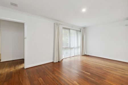 Charming Family Home in Morley - Photo 4