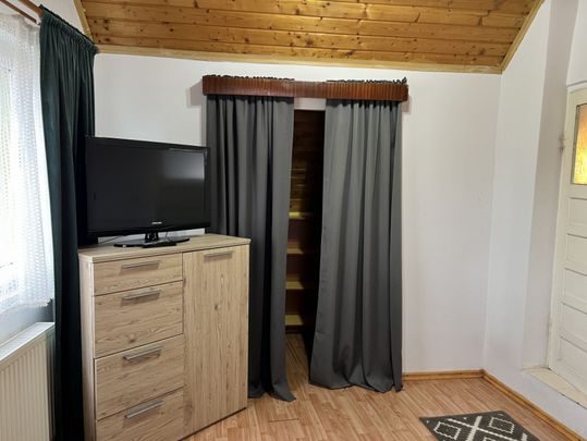 Garsoniera la casa terezian str mesteacanului et 1 - Fotografie 1