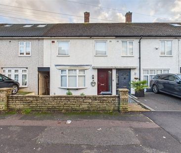 3 bedroom link detached house to rent - Photo 3