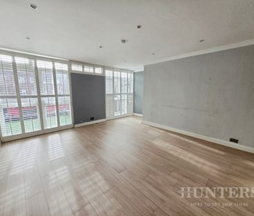 2 bedroom Flat To Let - Photo 5