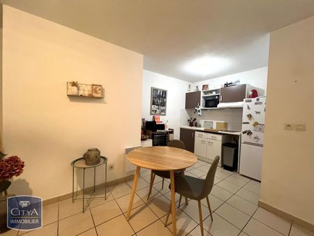 Location Appartement 2 pièces 44m² SORGUES 84700 - Photo 4