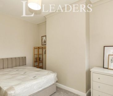 1 bedroom semi-detached house to rent - Photo 2