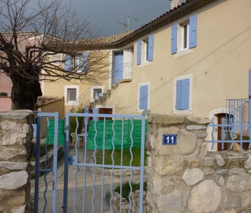 Sur la commune de NYONS (26) un T3 de 52 m² au 1er étage. - Photo 3