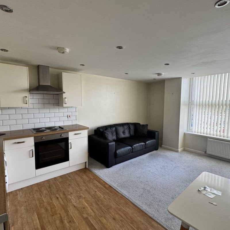 Headlands Road, PONTEFRACT - Photo 1
