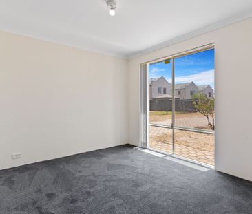 Welcome Home to Comfort *Open Mon 12/01 4.00pm to 4.20pm* - Photo 6