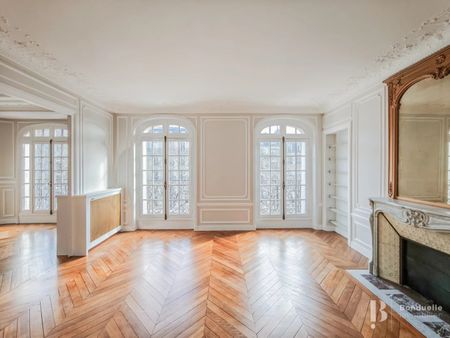 Tout savoir sur cet appartement dans le quartier Ecole Militaire, à Paris 7ème - Photo 5