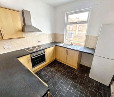 2 bed upper flat to rent in TS19 - Photo 5