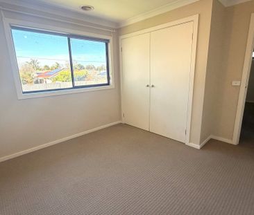 4A Jason Place, Hampton Park VIC - Photo 5