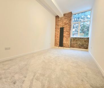 2 Bed Flat, Breton House, LU2 - Photo 3