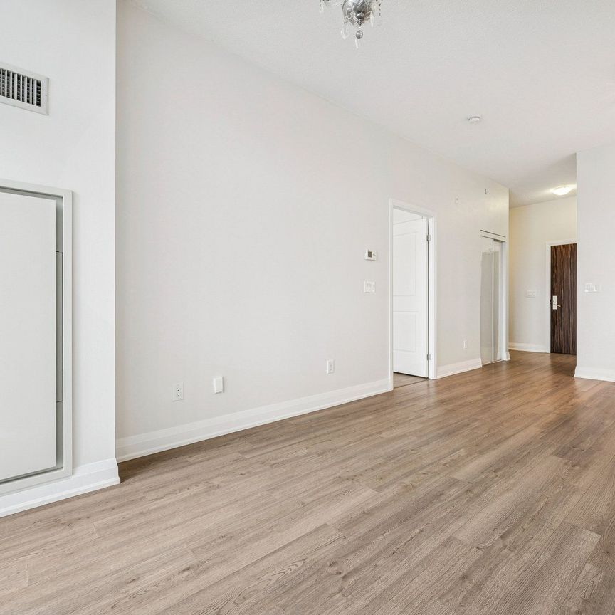 For Lease - 8763 Bayview Avenue Unit# 205, Richmond Hill, Ontario - Photo 1