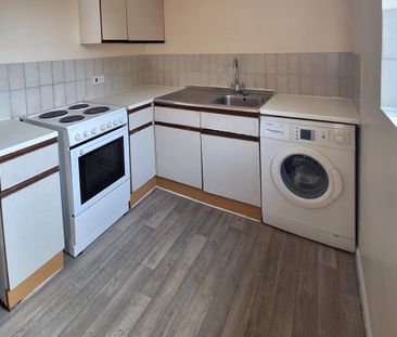 1 Bed Flat, Leaside Road, E5 - Photo 1