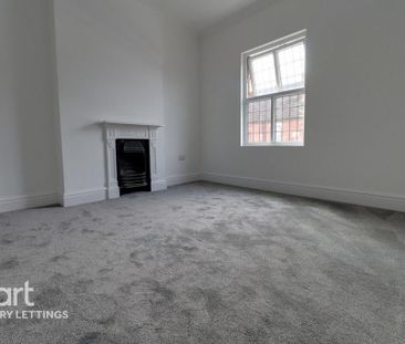 3 bedroom end of terrace house to rent - Photo 1