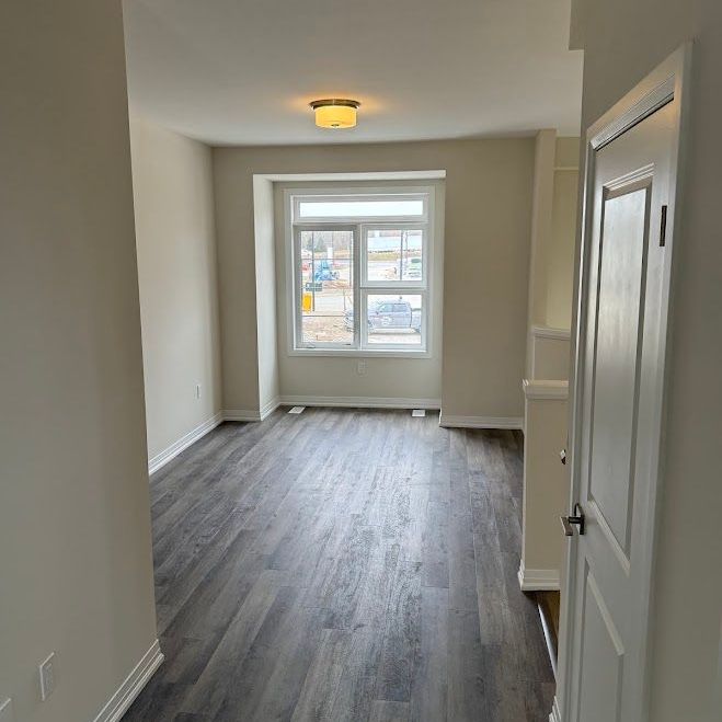 For Lease - 660 Colborne Street Unit# 145, Brantford, Ontario - Photo 1