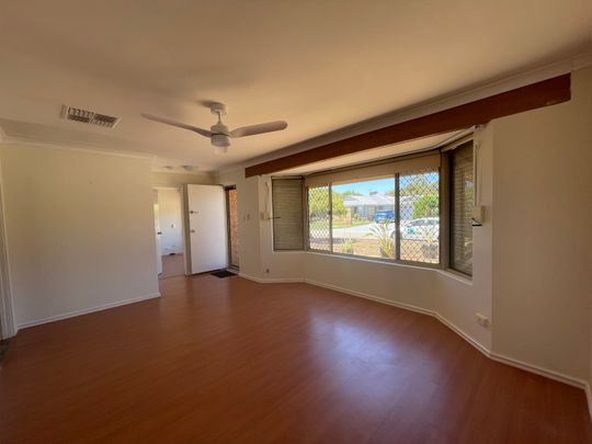 33 Yandal Crescent, Ballajura WA 6066 - House For Rent - $680 | Domain - Photo 1