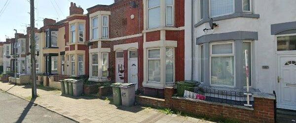 3 Bed Terraced House, Lea Road, CH44 - Photo 1