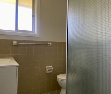SOUTH TAMWORTH - Tidy One Bedroom Unit - Photo 6
