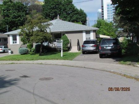 For Lease - 29 Talara Drive Unit# (Main floor only), Toronto, Ontario - Photo 3