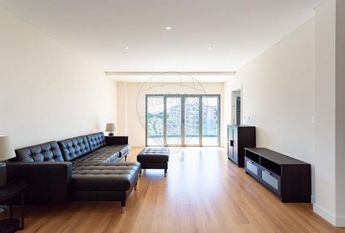 Apartamento T3 em Setúbal