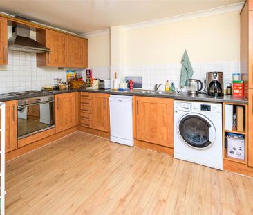 2 bedroom apartment to rent - Photo 6