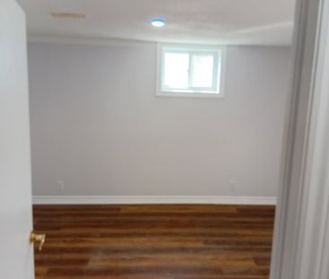 For Lease - 197 Browning Trail Unit# Back Unit, Barrie, Ontario - Photo 5