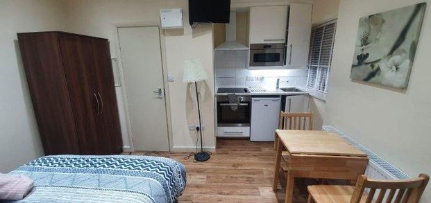 1 bedroom flat to rent - Photo 1