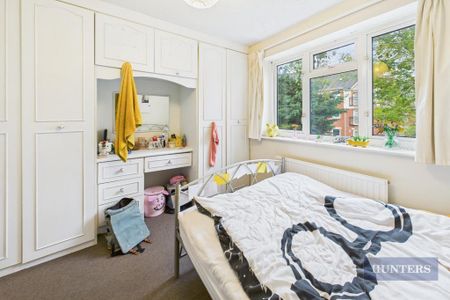 4 bedroom terraced house to rent - Photo 3