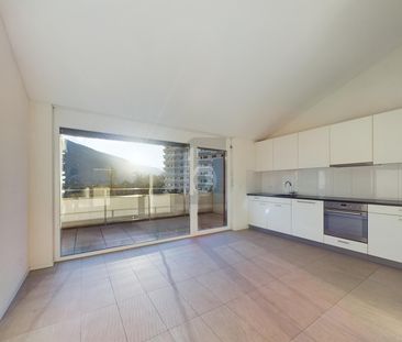 SUNNY, QUIET WITH A WIDE VIEW - Photo 6