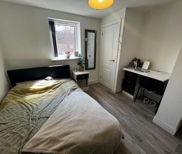 2 bedroom flat share to rent - Photo 6