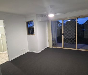 Spacious Living - Photo 1