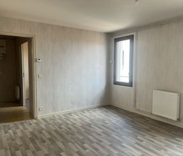 Location Appartement 2 pièces 48 m² La Châtre - Photo 5