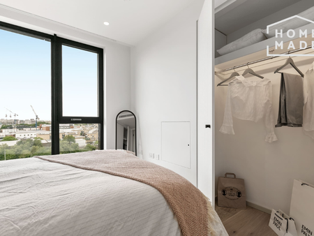 Author Kings Cross - Photo 3