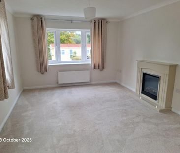 1 bedroom detached house to rent - Photo 3