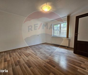 Casă / Vilă cu 4 camere de închiriat în zona Andrei Muresanu - Photo 2