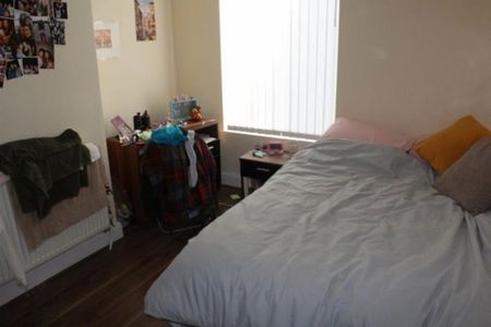 4 bedroom house to rent - Photo 4