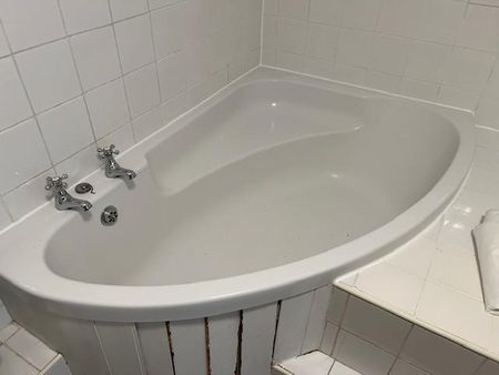 2 bedroom cottage to rent - Photo 2