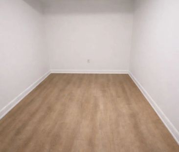 92 Braymore Boulevard #Bsmt - Photo 4