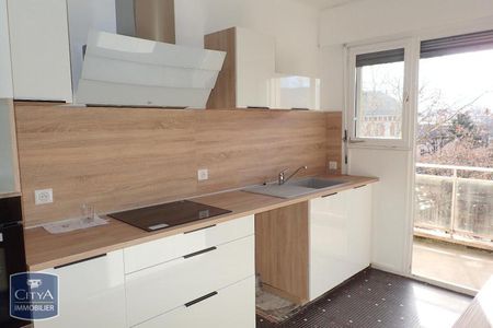 Location Appartement 6 pièces 155m² CHAMBERY 73000 - Photo 5
