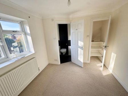 4 bedroom property to rent - Photo 3