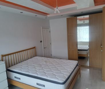 Room in a Shared Flat, Dartmouth Road, NW4 - Photo 3