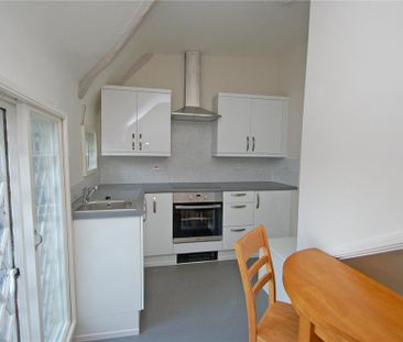 1 bedroom property to rent - Photo 3