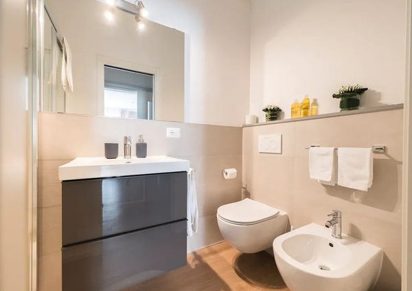 Via Avellino, Padova, Veneto 35142