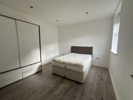1 bedroom ground floor flat to rent - Photo 4