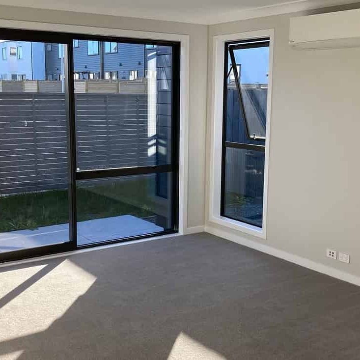 3 yr old 3bed 1.5bath terrace unit with 2 parkings - Photo 1