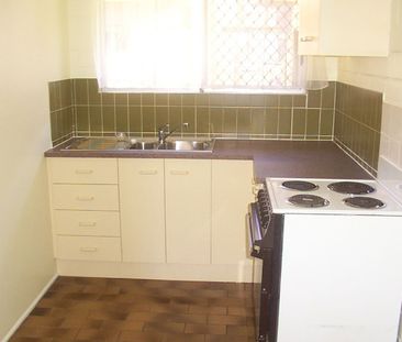 CLOSE TO ALL AMENITIES! - Photo 4