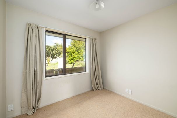 Fantastic 2 Bedroom Home With Views! - Photo 1