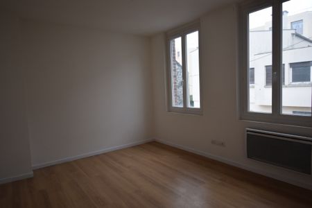 Appartement T4 en centre ville de CAUDEBEC-LES-ELBEUF- Réf: CHARL1 - Photo 4